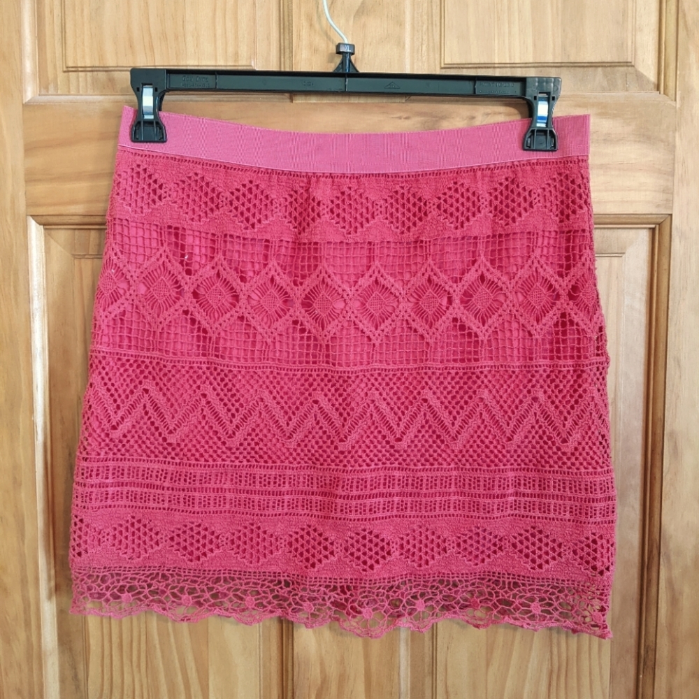 American eagle mini hot pink crochet skirt sz 6